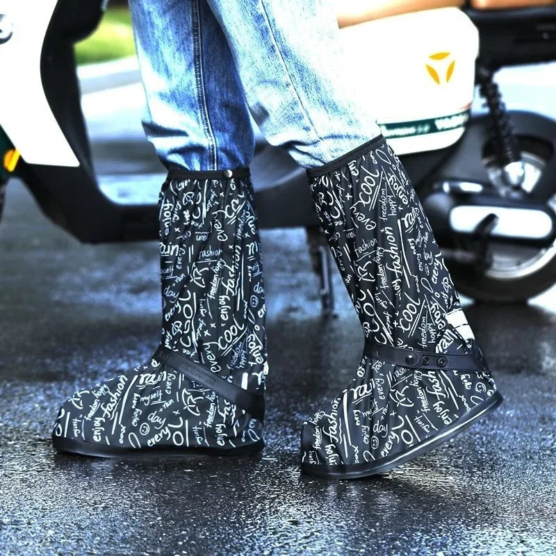 Male Shoes High Light Weight Galoshes Big Size Covers Men's Rain Boots Long Farming Graffiti Mud Original Rubber Wear-resistant