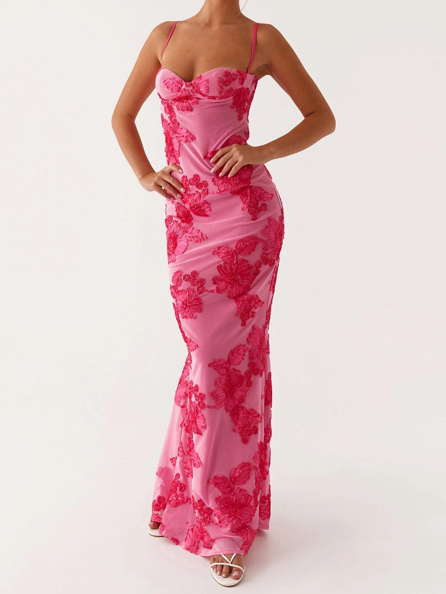 Elegant Lace Embroidered Maxi Dress with V-Neckline and Adjustable Spaghetti Straps Boho Chic Summer Beach Wedding Gown