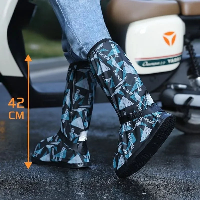 Male Shoes High Light Weight Galoshes Big Size Covers Men's Rain Boots Long Farming Graffiti Mud Original Rubber Wear-resistant
